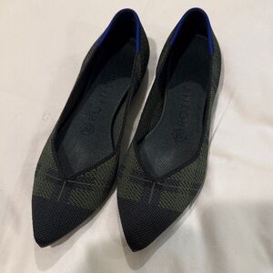 Stylish Black and Green Women's Flats